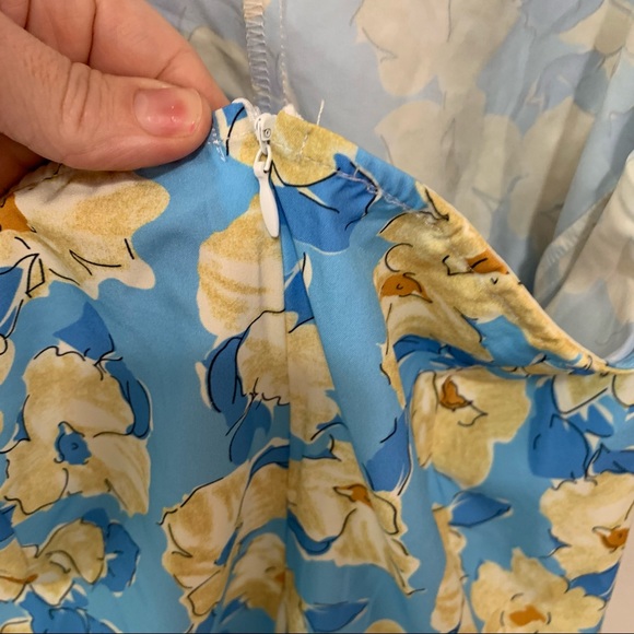 SHEIN Floral Frill Trim Knot Front Cami Romper in Blue & Yellow Size Med - Picture 12 of 13